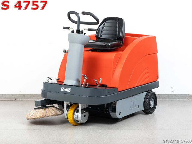 Hako Jonas 900 E НОВЫЕ БАТАРЕИ Hako Jonas 900 E - 2014y - 709mth - 5700m²/h