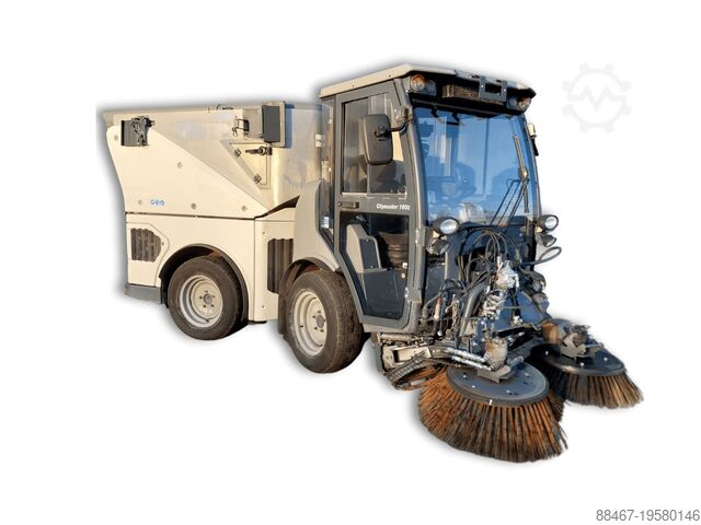 уличная подметальная машина Hako Citymaster 1600