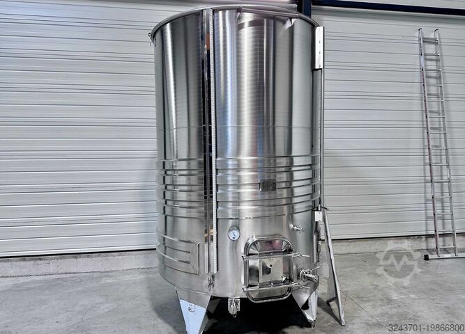 Емкость из нержавеющей стали 304 – 6164 л  