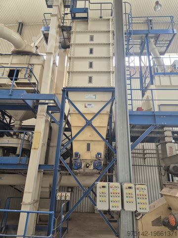 Резервуар с выгрузными шнеками AFAU 