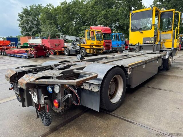 Терминальный трактор Terberg BC 182