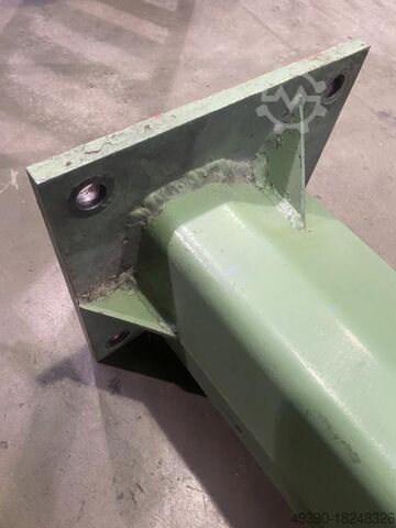 Поворотный кран на колонне DEMAG KBK 1