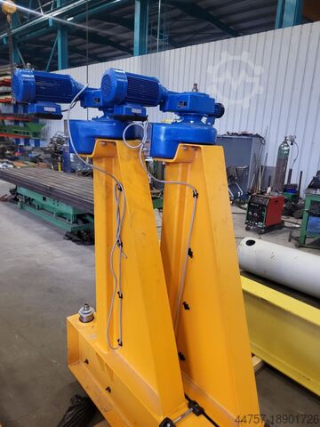 Консольный кран на колонне Saeulenschwenkkran 