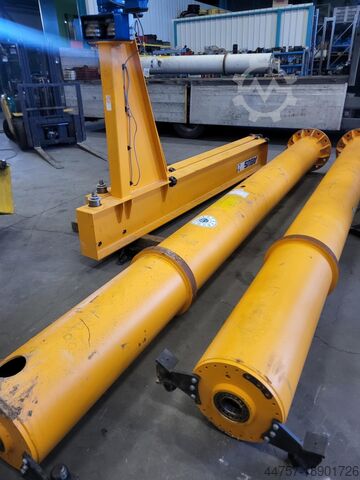 Консольный кран на колонне Saeulenschwenkkran 