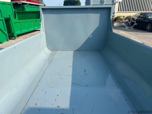 Контейнер с крюковым захватом  CONTAINER SCARRABILE NUOVO PER INERTI