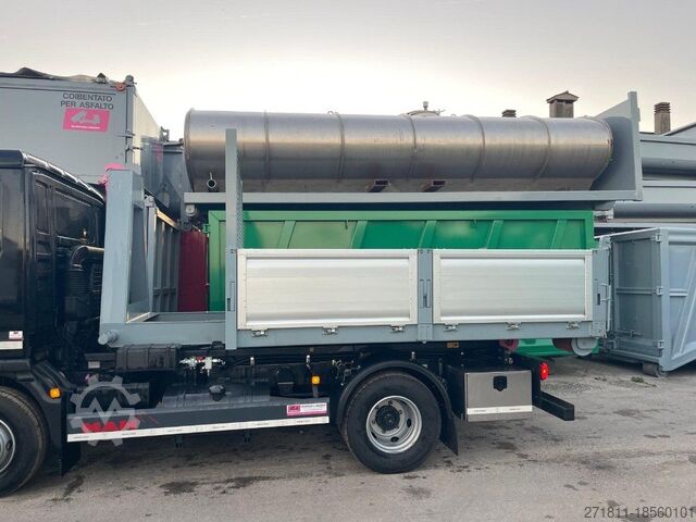 Контейнер с крюковым захватом  CONTAINER SCARRABILE NUOVO A PIANALE CON SPONDE