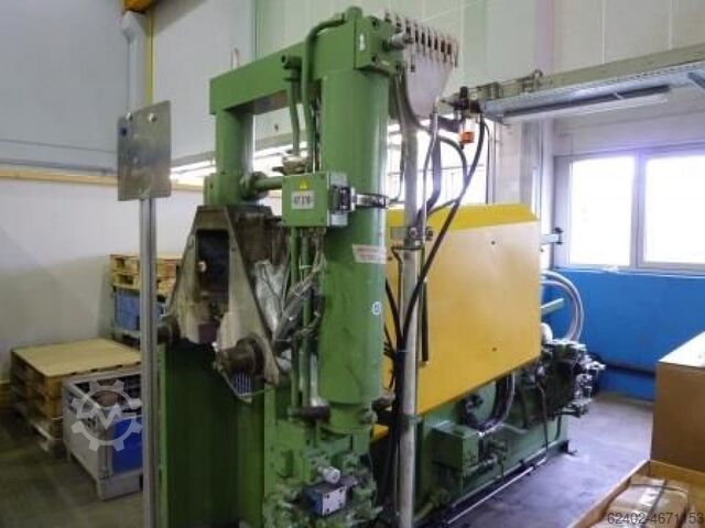 Машины литья под давлением-камерный - ВЕРТИК. FRECH DAW 50