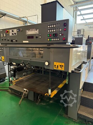 Офсетная печатная машина Komori L428C