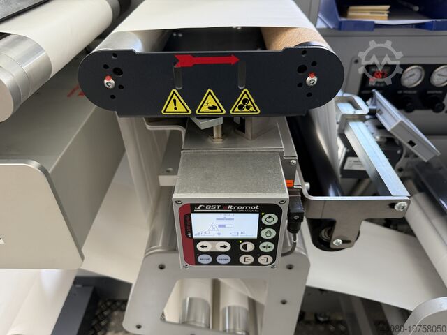 машина для отделки этикеток Grafisk Maskinfabrik 330 FB-D hot foil + screen printing