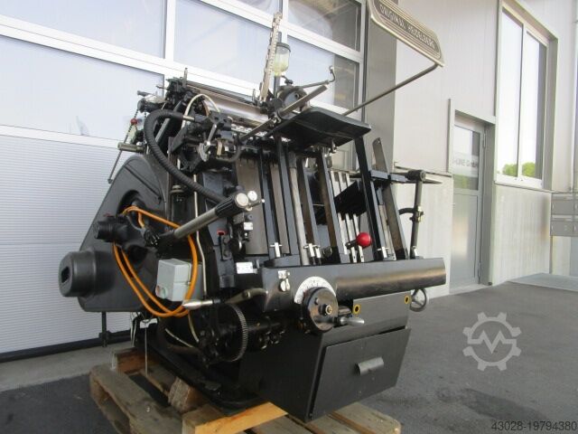 Letterpress HEIDELBERG TIEGEL A4 MIT HEISSFOLIENPRÄGEEINRICHT.