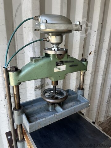 переплётная машина Hunkeler FNP, MECMAN Ø160