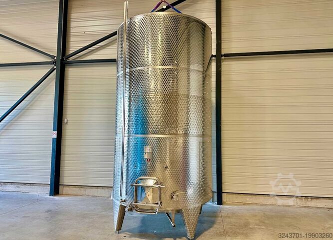 Нержавеющая стальная емкость - 11600 л SKRLJ 