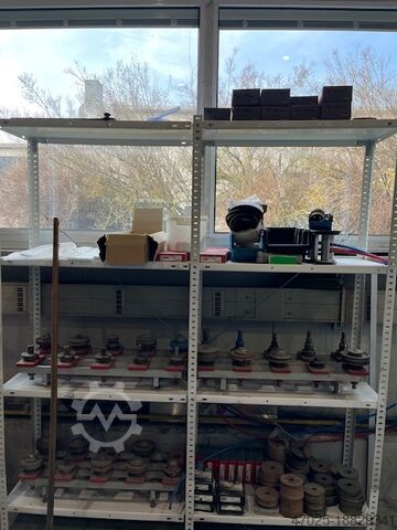 Обрабатывающий центр CNC Floatglas Bearbeitungszentrum Bottero Practica