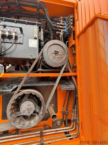 Мобильная установка для измельчения Doppstadt AK 560 Eco Power