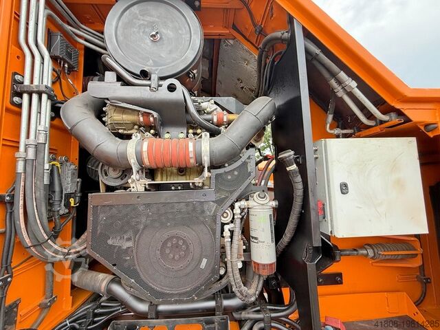 Мобильная установка для измельчения Doppstadt AK 560 Eco Power