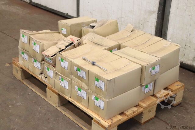 Крепление для солнечных батарей M10 x 250 1375 шт. unbekannt M10 x 250 SW 7