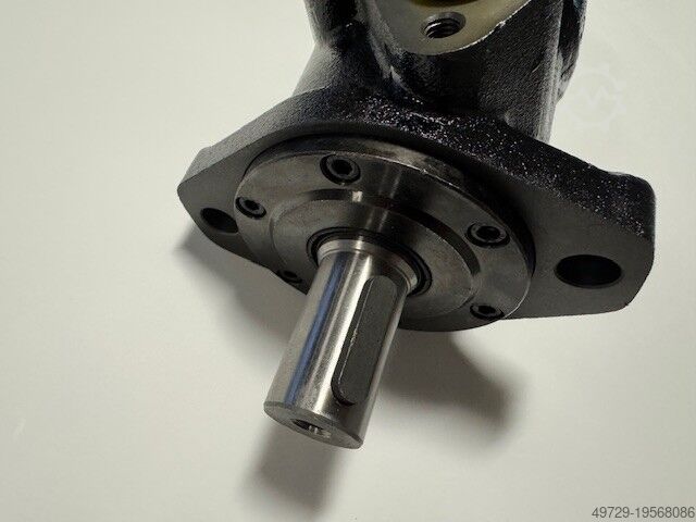 Гидромотор (масляный мотор)  80 ccm