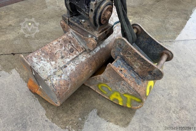 Гусеничный экскаватор Caterpillar CATERPILLAR | 303.5 E Powertilt