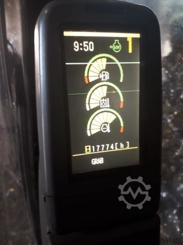 Гусеничный экскаватор CATERPILLAR 330D Mantsinen 50RCT