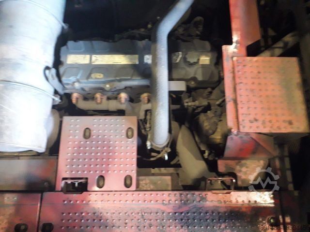 Гусеничный экскаватор CATERPILLAR 330D Mantsinen 50RCT