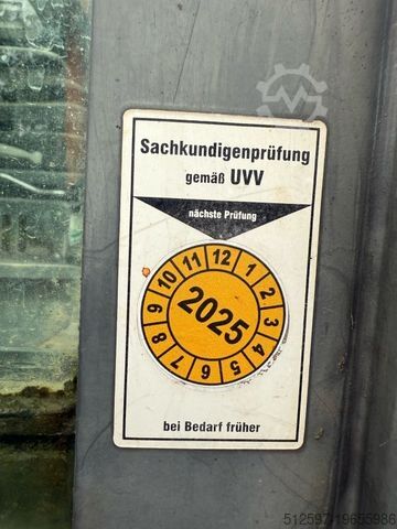 Колёсный экскаватор DOOSAN DX 55 W / gepflegt / 4.450 Bh