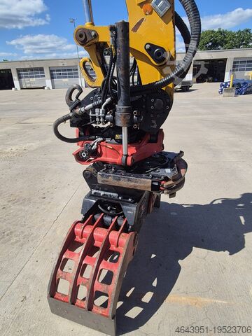 Мобильный экскаватор Hydrema MX 16