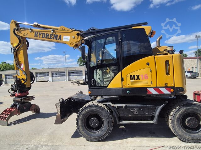 Мобильный экскаватор Hydrema MX 16