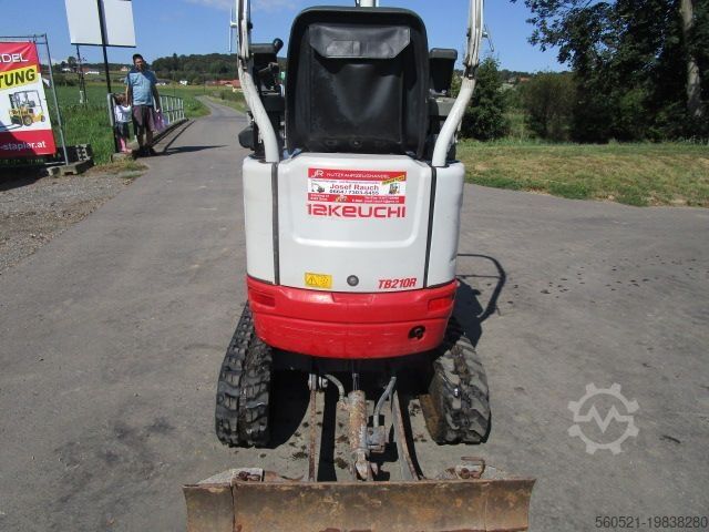 Мини-экскаватор Takeuchi TB 210R - mechan. Schnellwechsler +3 Löffel