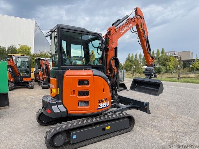Мини-экскаватор Hitachi ZX38U-6