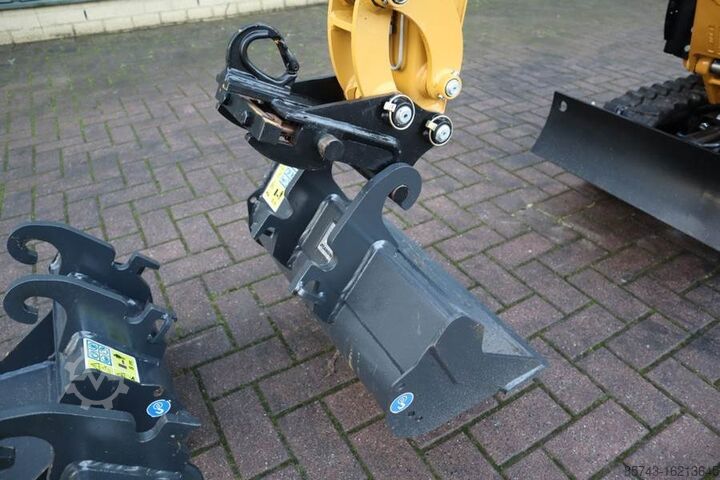 Мини-экскаватор Caterpillar 300.9D Valid inspection, *Guarantee! Hydr Quickcou