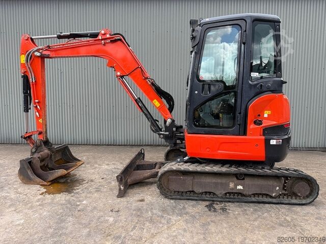 Мини-экскаватор Kubota U 36-4