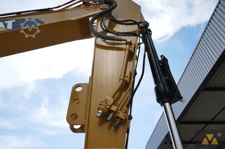 Гусеничный экскаватор Caterpillar 320ELRR