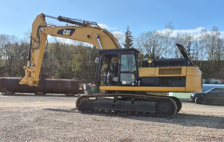 Гусеничный экскаватор Caterpillar 336 DLN