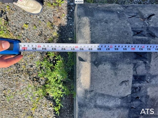 Гусеничный экскаватор Takeuchi TB280FR Tracked excavator w/ Rototilt and 2 bucket