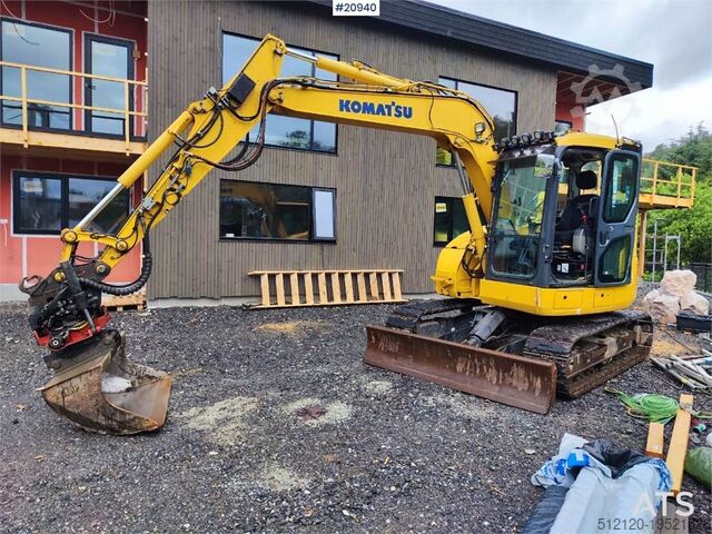Гусеничный экскаватор Komatsu PC78US-10 excavator with rototilt and 3 buckets. W