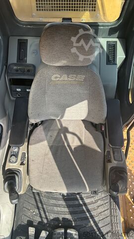 Гусеничный экскаватор Case CX700 ME