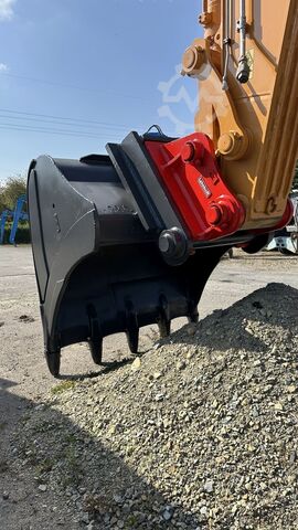 Гусеничный экскаватор Case CX700 ME