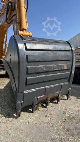 Гусеничный экскаватор Case CX700 ME