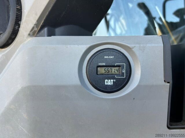 Гусеничный экскаватор Caterpillar 325 FL CR