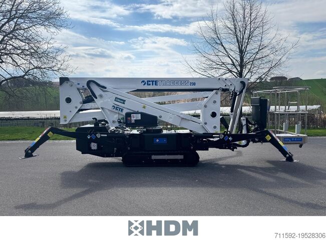 Гусеничная рабочая платформа CTE TRACCESS 230 Diesel CTE