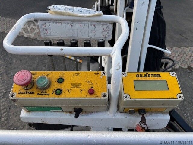 Гусеничная рабочая платформа Oil & Steel Octopussy 14.12 Twin