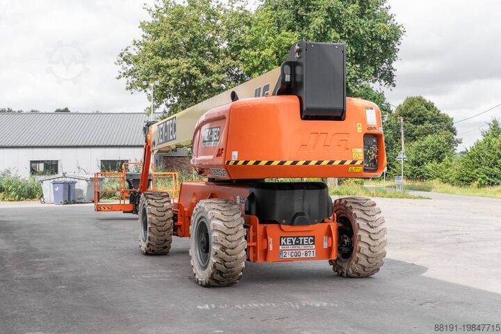 Телескопическая платформа JLG 1350 SJP