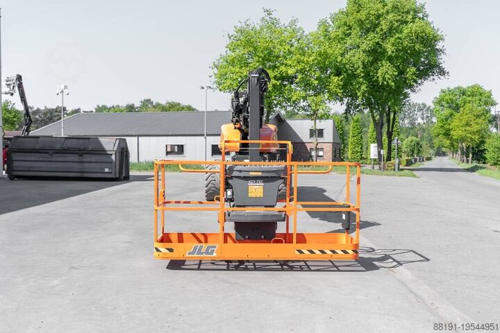 Телескопическая платформа JLG 1350 SJP