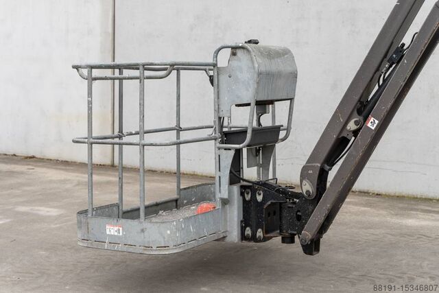 Шарнирно-телескопическая рабочая платформа Manitou 180 ATJ