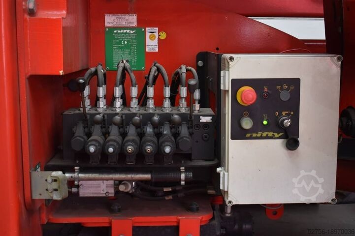 Шарнирно-телескопическая рабочая платформа Niftylift HR17NE MK3