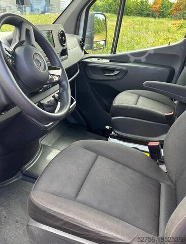 Платформа, установленная на грузовике Ruthmann TB300