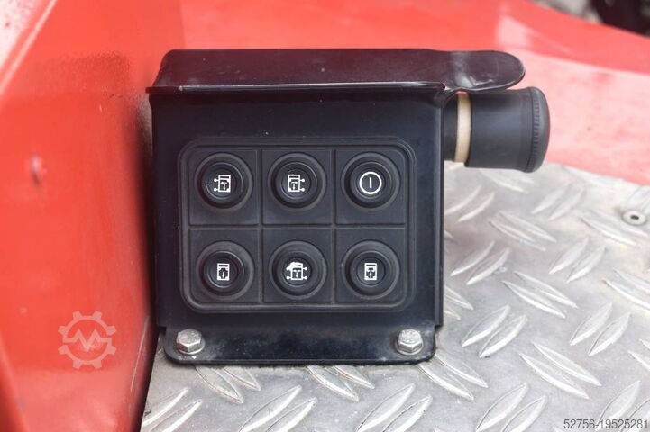 Платформа, установленная на грузовике Ruthmann TB300