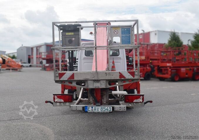 Платформа, установленная на грузовике Ruthmann TB300