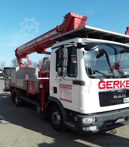 Платформа, установленная на грузовике Ruthmann T 330.1