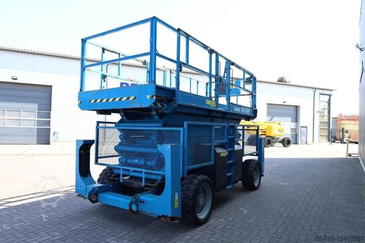 Ножничный подъемник Genie GS5390 Diesel, 4x4 Drive, 18.15m Working Height, 6